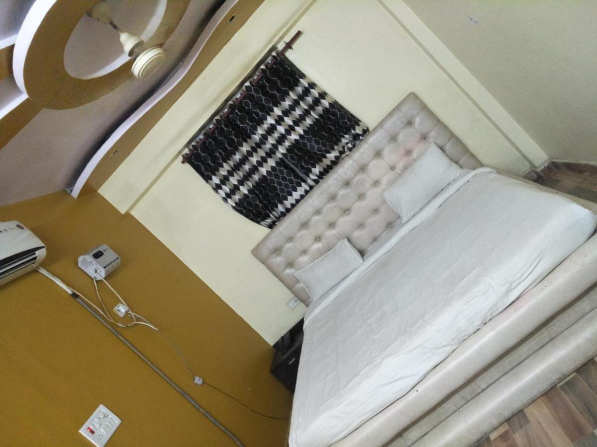 Hotel Shiv Mahima Inn By Wb Inn อัลลอฮาบาด ภายนอก รูปภาพ